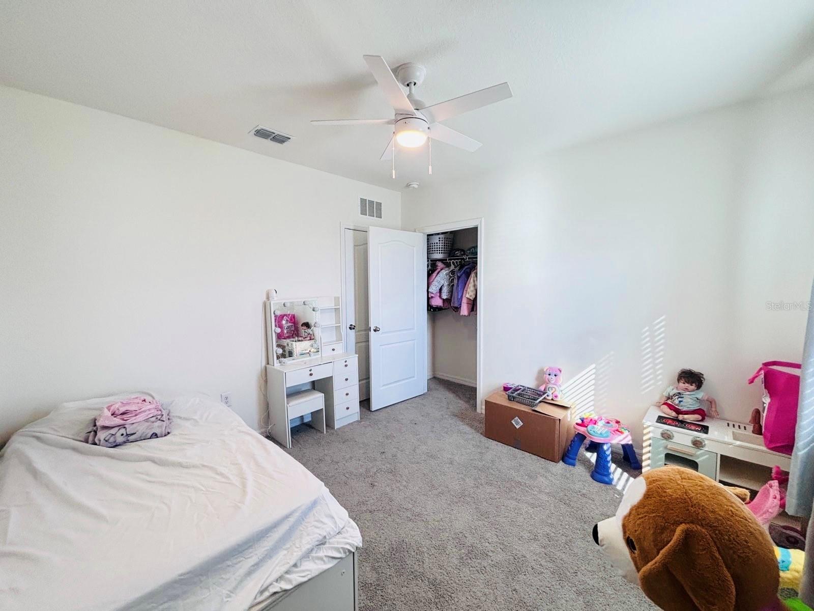 BUENA LAGO PH 1 & 2 - Residential Lease