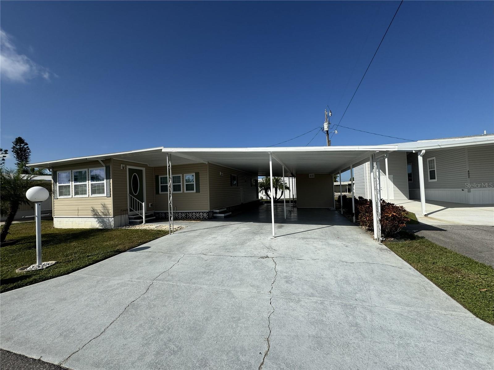 Welcome to this charming 2-bedroom, 2-bathroom mobile home offering 840 square feet of comfortable living space in beautiful Bradenton, Florida. This delightful residence proves that good things really do come in perfectly sized packages.
Step inside to discover a thoughtfully designed floor plan that maximizes every square foot. The cozy living area flows seamlessly into the kitchen, creating an ideal space for entertaining friends or simply relaxing after a long day. Both bedrooms provide peaceful retreats, while the primary bedroom offers extra space for your personal sanctuary. With two full bathrooms, morning routines become a breeze – no more waiting in line for your turn.
The home's practical layout makes maintenance easy, leaving you more time to enjoy Florida's year-round sunshine. Whether you're downsizing, starting out, or looking for a smart investment opportunity, this property delivers comfort without compromise.
Location wise, you'll appreciate the convenience of nearby amenities. Public transportation is easily accessible with a bus stop just a short walk away. Families will value the proximity to West Coast Christian Academy for educational needs. When it's time to stock up on groceries, Sprouts Farmers Market provides fresh, quality options within reasonable distance.
This mobile home represents an excellent opportunity to enjoy Florida living without breaking the bank. The combination of practical design, comfortable amenities, and convenient location creates the perfect recipe for relaxed living. Don't let this gem slip away – homes with this much character and value tend to move quickly in today's market.