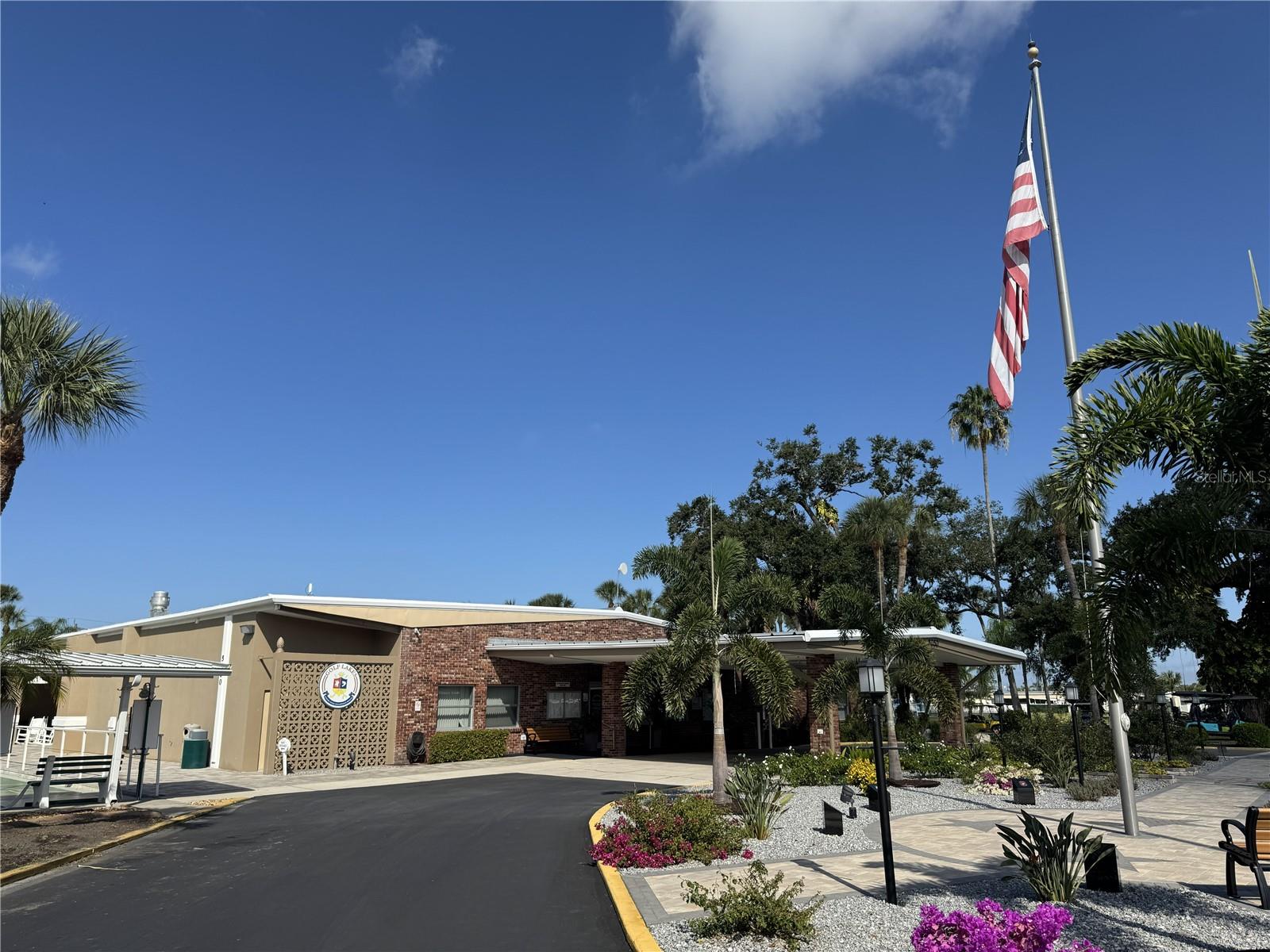 GOLF LAKES RESIDENTS CO-OP - Residential