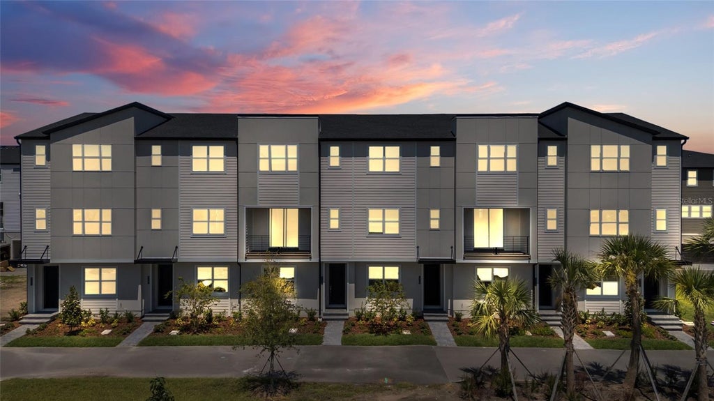Photo of 9305 Luminary Boulevard, Orlando, FL 32827 (MLS # O6437503)