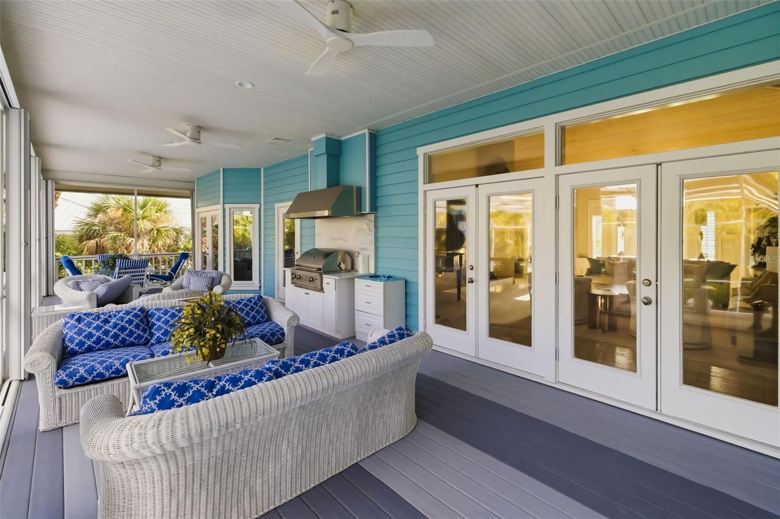 THE EAGLE POINT CLUB - Residential