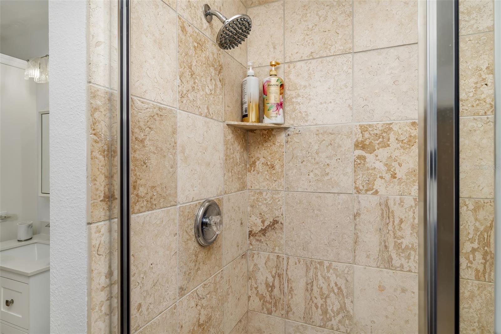 THE EAGLE POINT CLUB - Residential