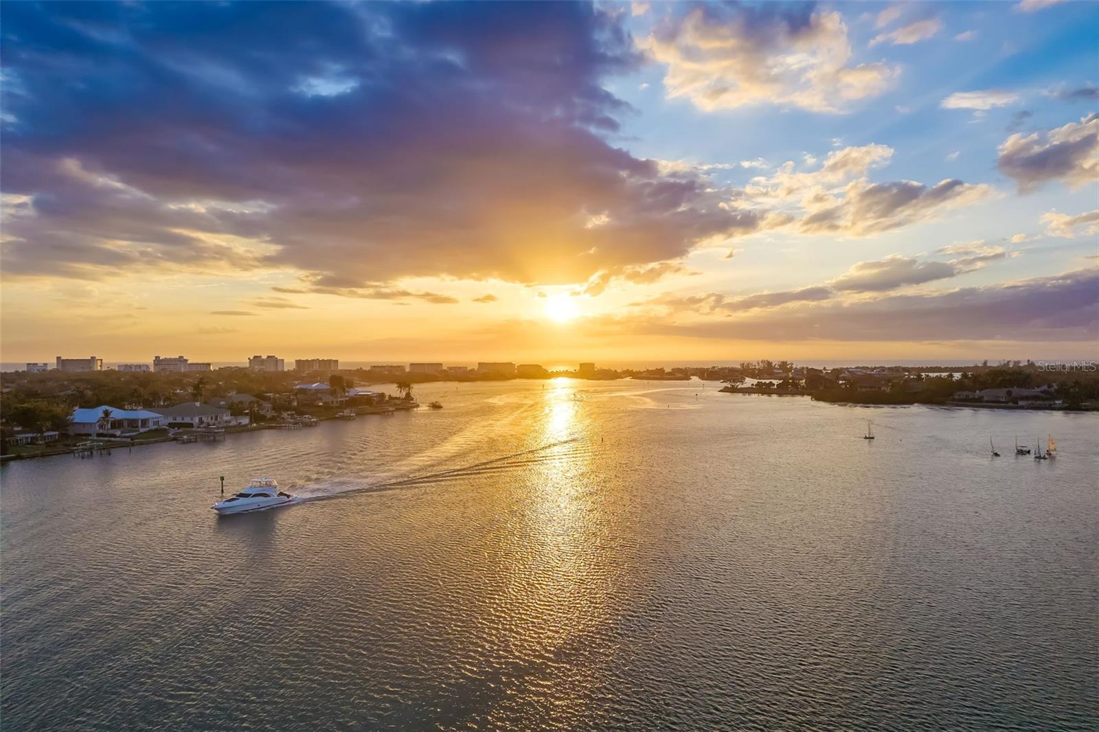 THE EAGLE POINT CLUB - Residential