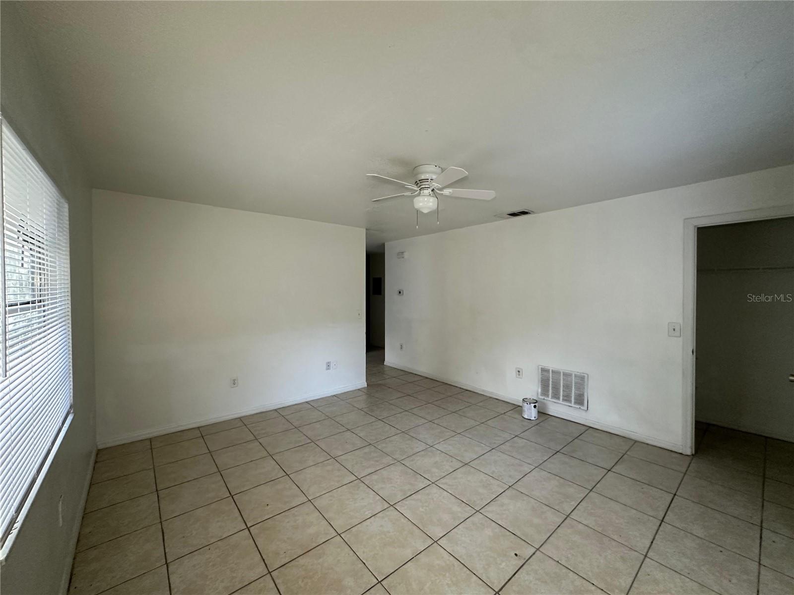 SANFORD TOWN OF - Residential Lease