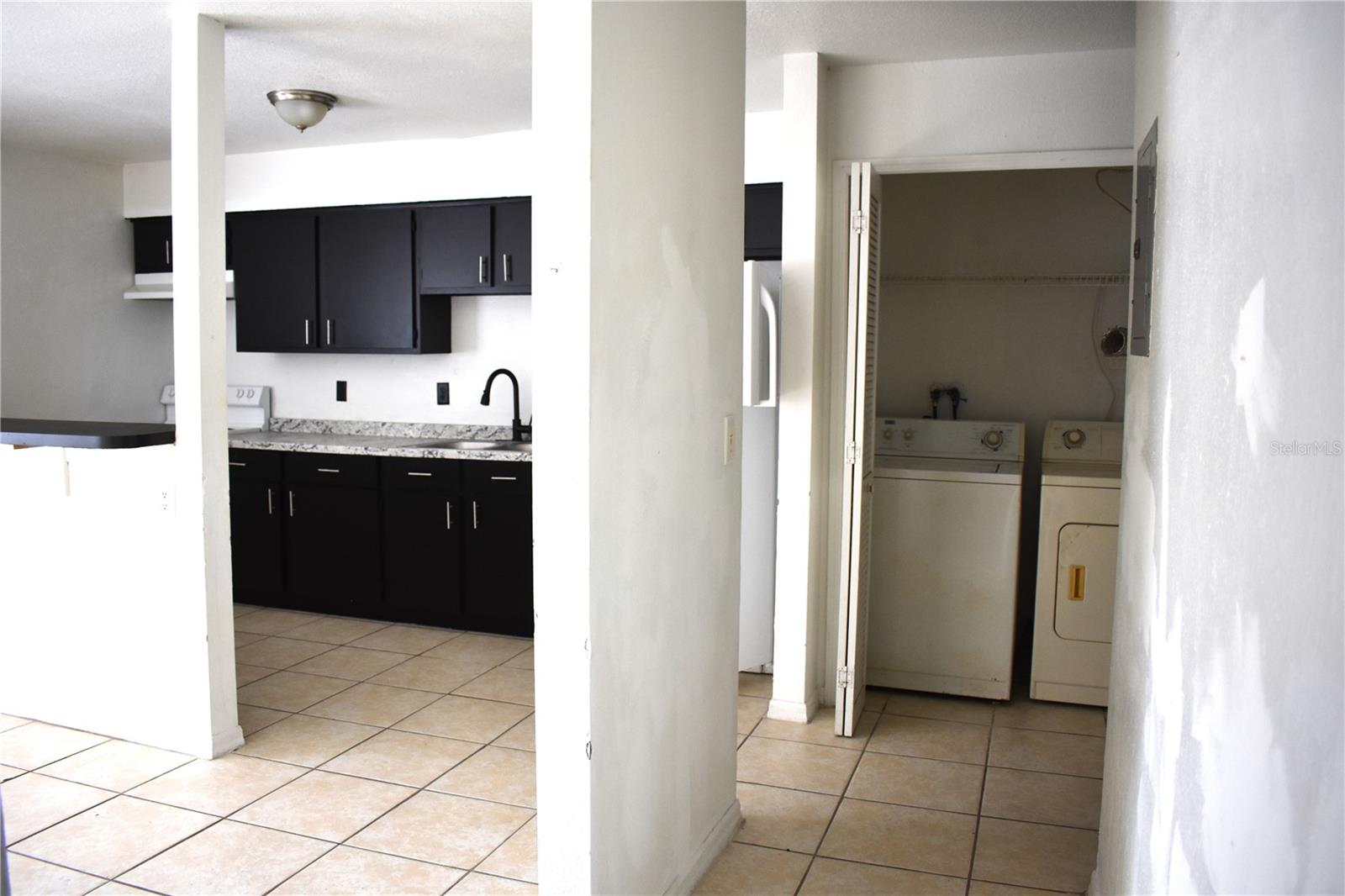 SANFORD TOWN OF - Residential Lease