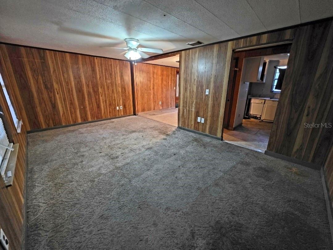 OAKLAND PARK OR A D GILLEYS - Residential