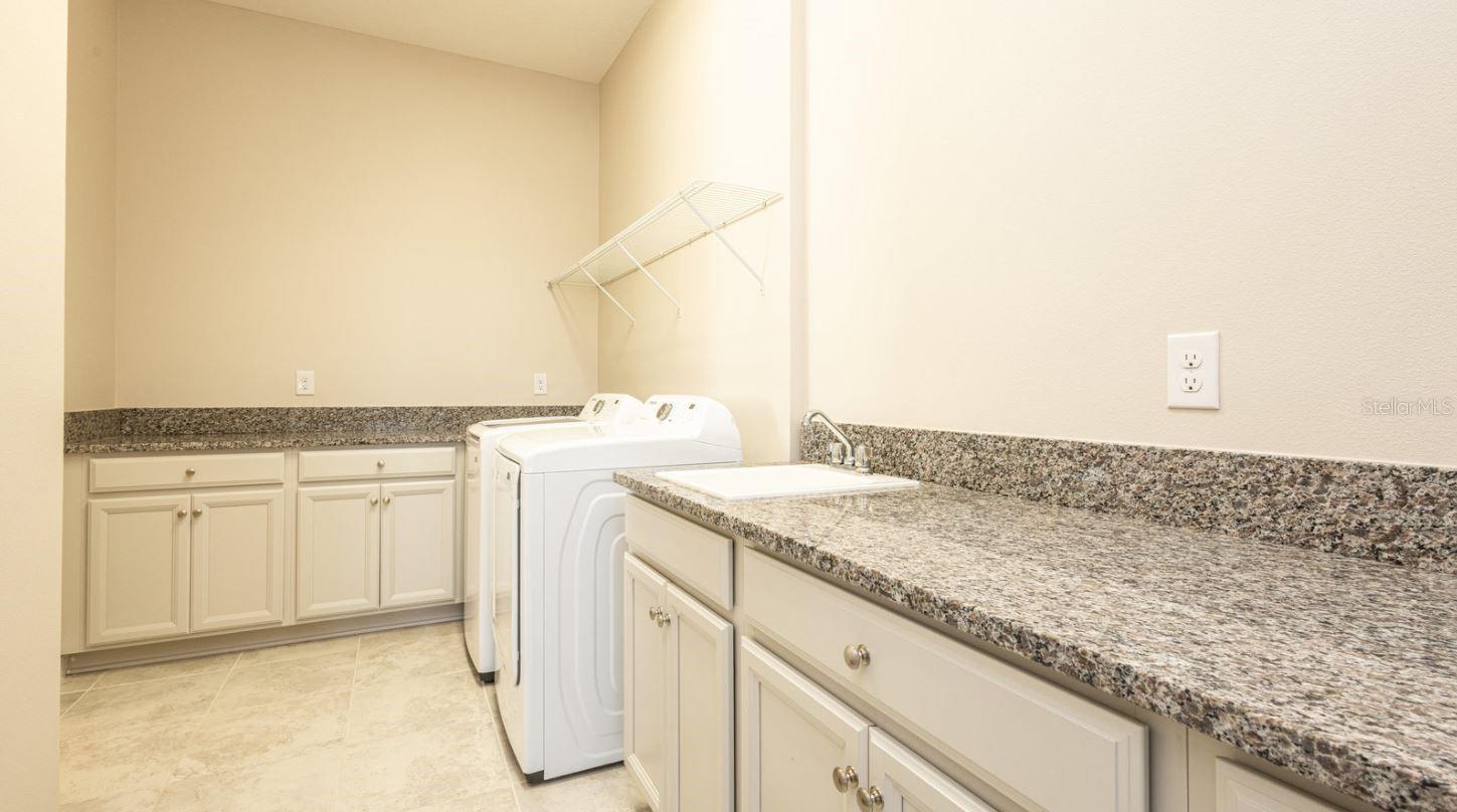 NORTHWEST LAKESIDE GROVES PH 2 - Residential Lease