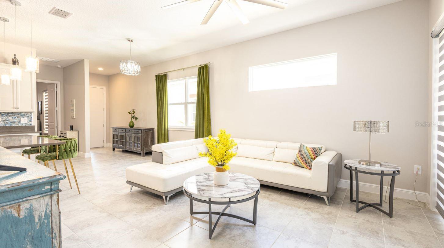 NORTHWEST LAKESIDE GROVES PH 2 - Residential Lease