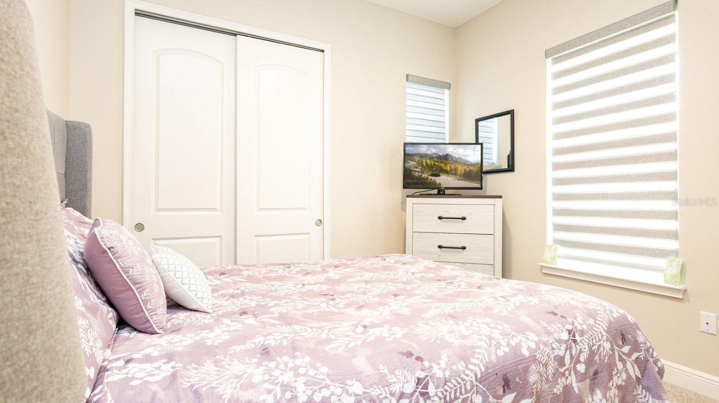 NORTHWEST LAKESIDE GROVES PH 2 - Residential Lease