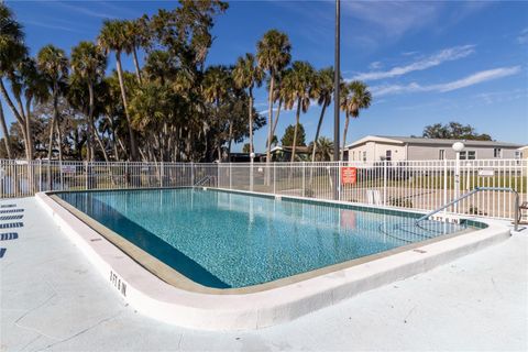 A home in ELLENTON