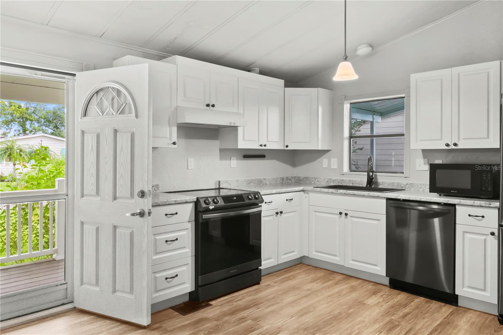 Photo 13 of 54 of 45 WOOD OWL AVENUE mobile home