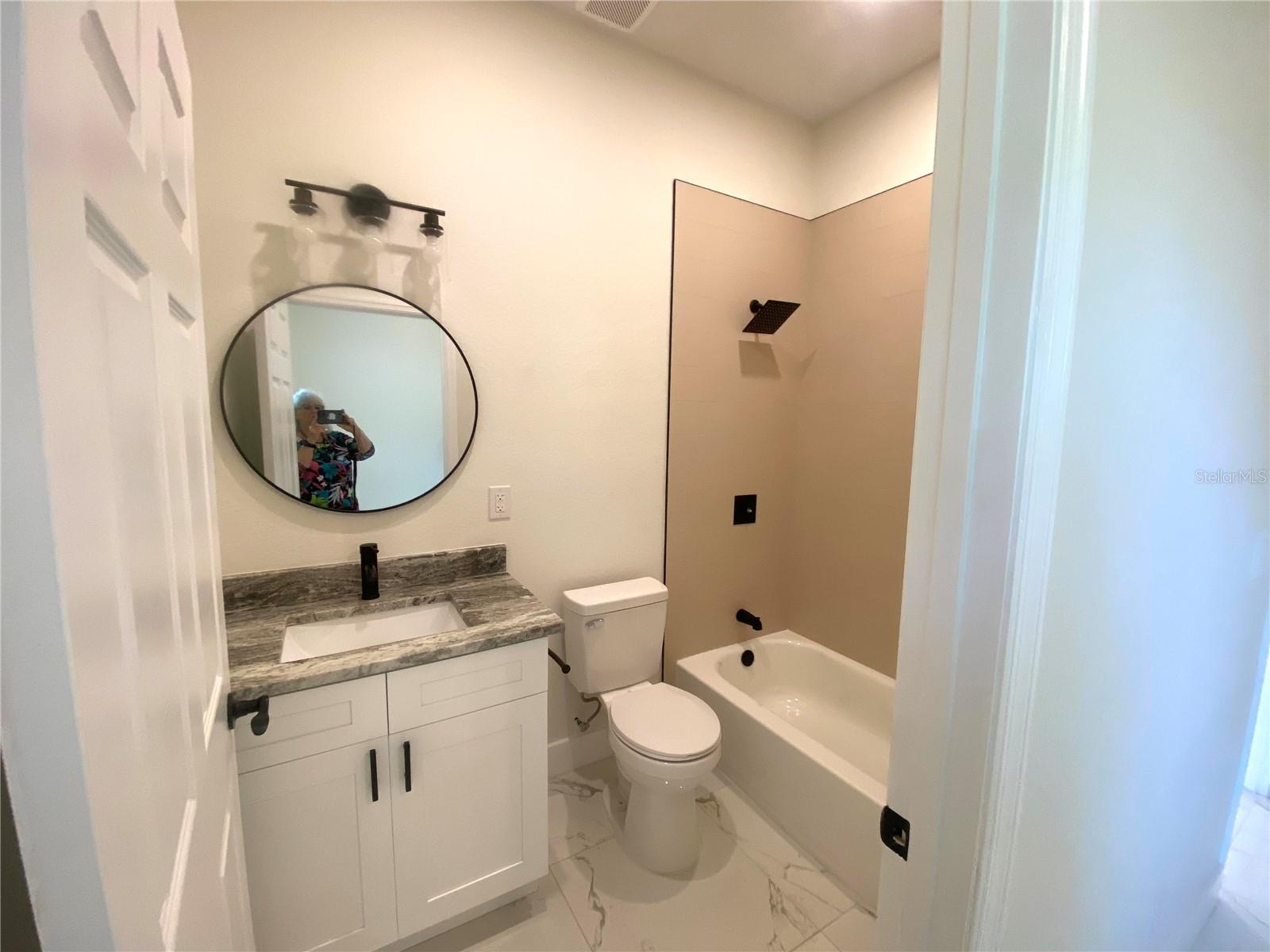 TWIN OAKS ADD PB 12 PG 16 - Residential