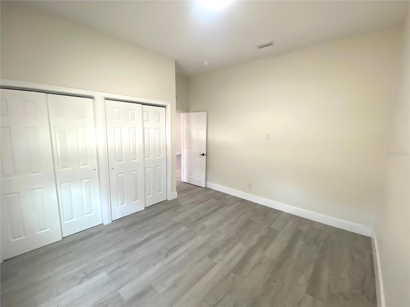 TWIN OAKS ADD PB 12 PG 16 - Residential
