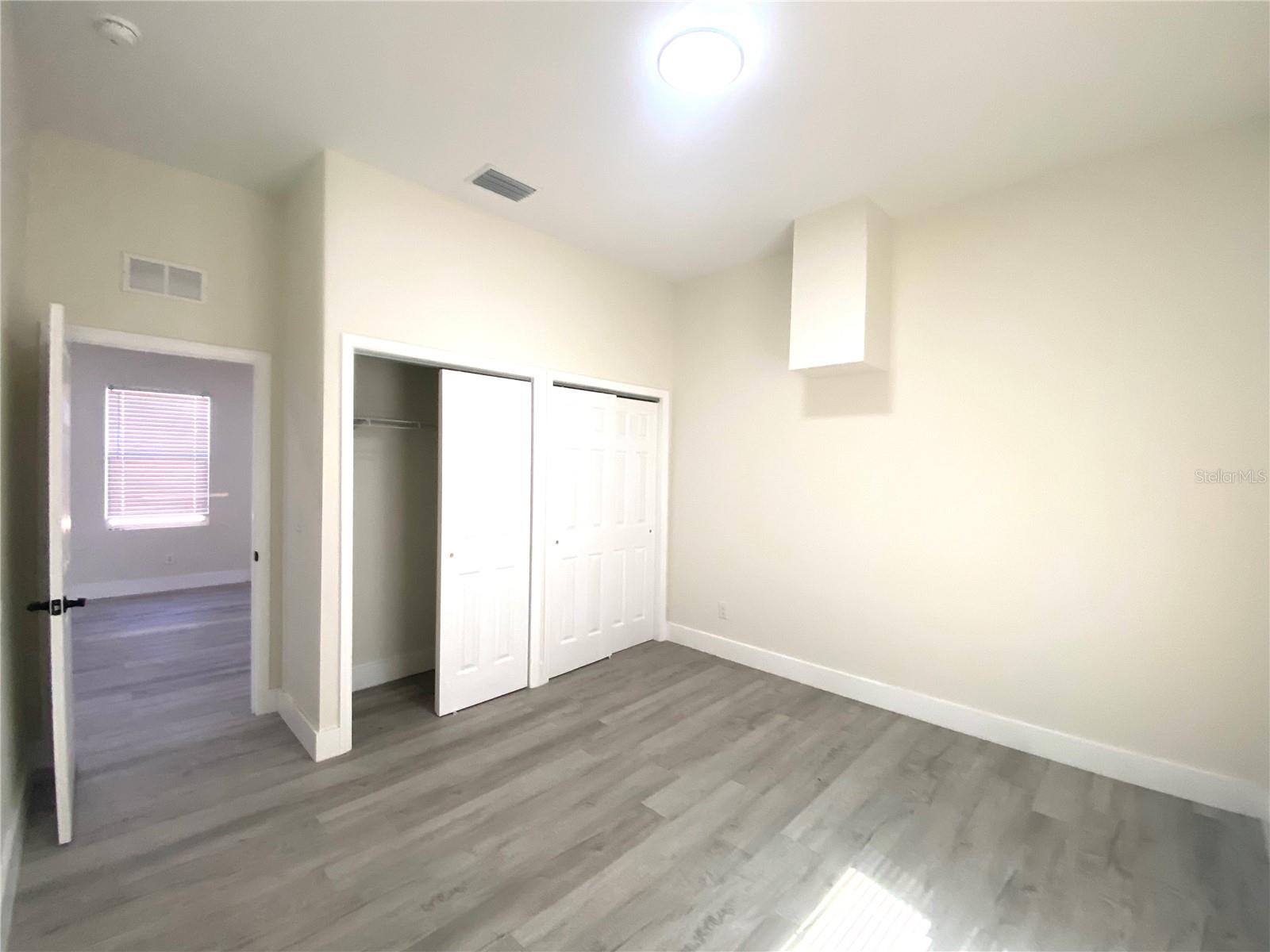TWIN OAKS ADD PB 12 PG 16 - Residential
