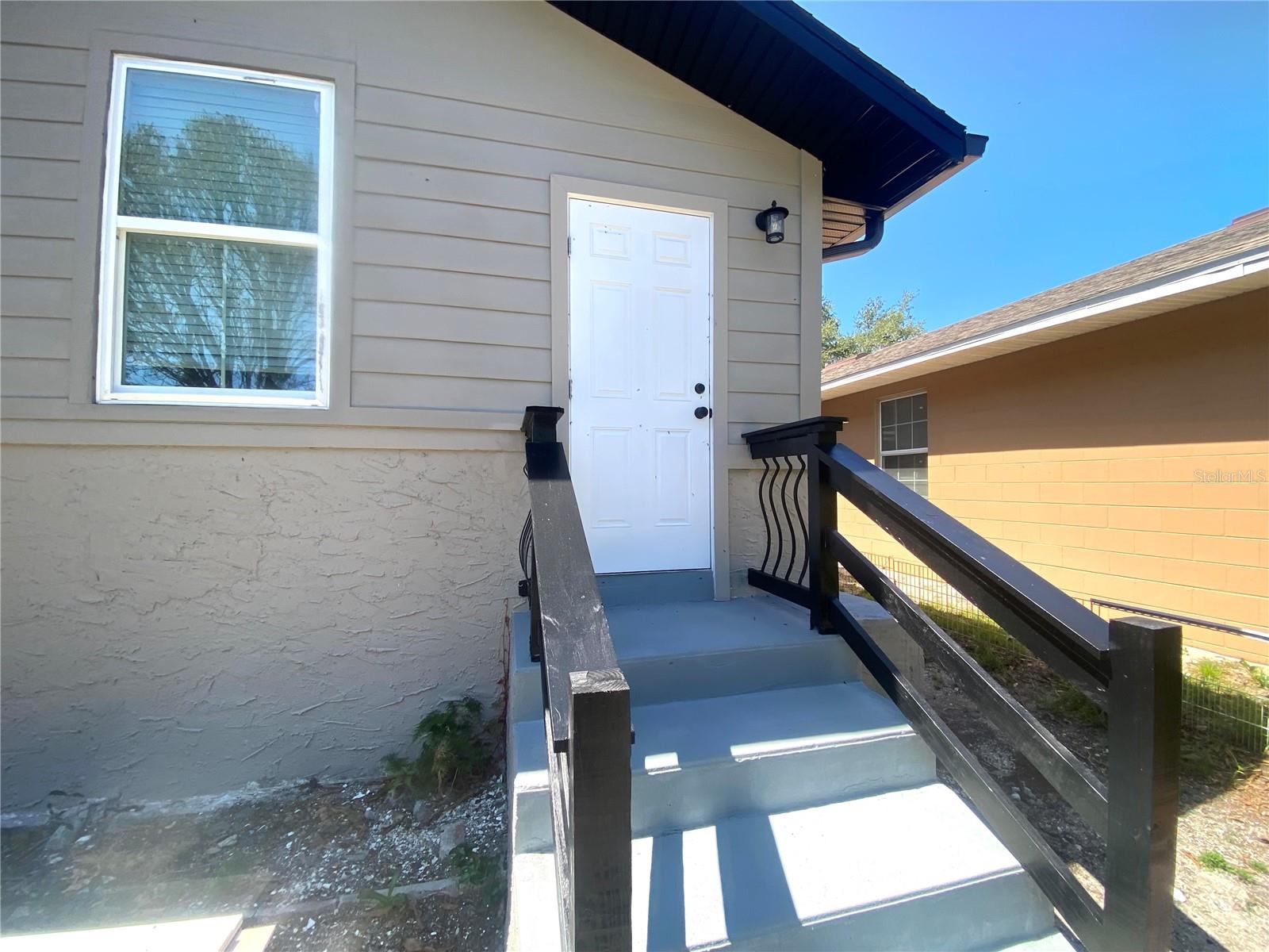 TWIN OAKS ADD PB 12 PG 16 - Residential