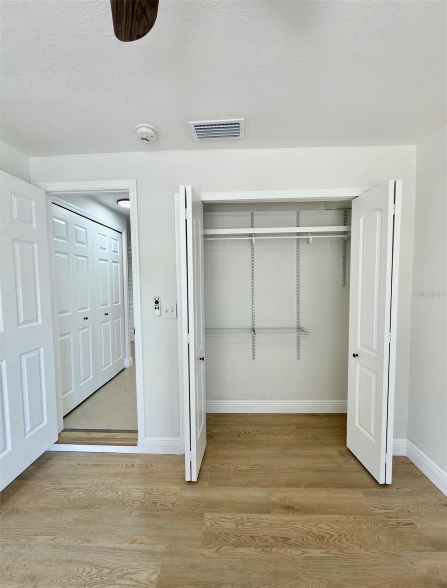 COUNTRY RUN UNIT II - Residential