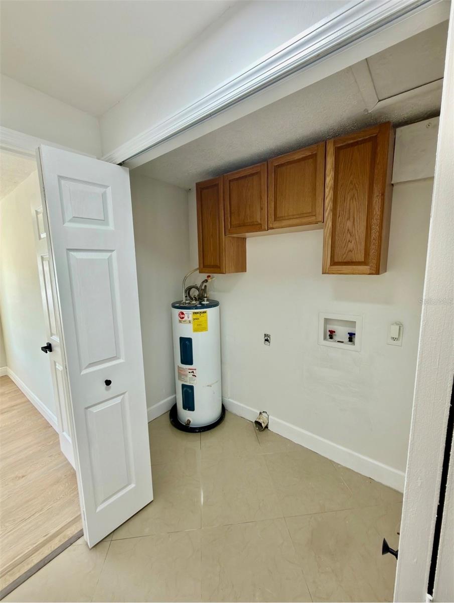 COUNTRY RUN UNIT II - Residential