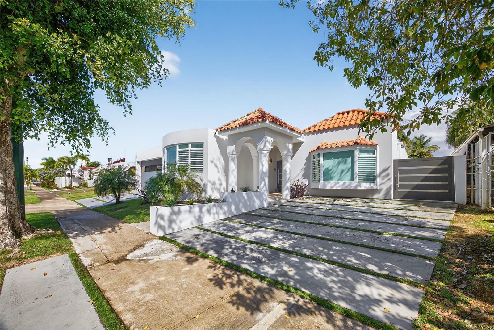 DORADO DEL MAR - Residential