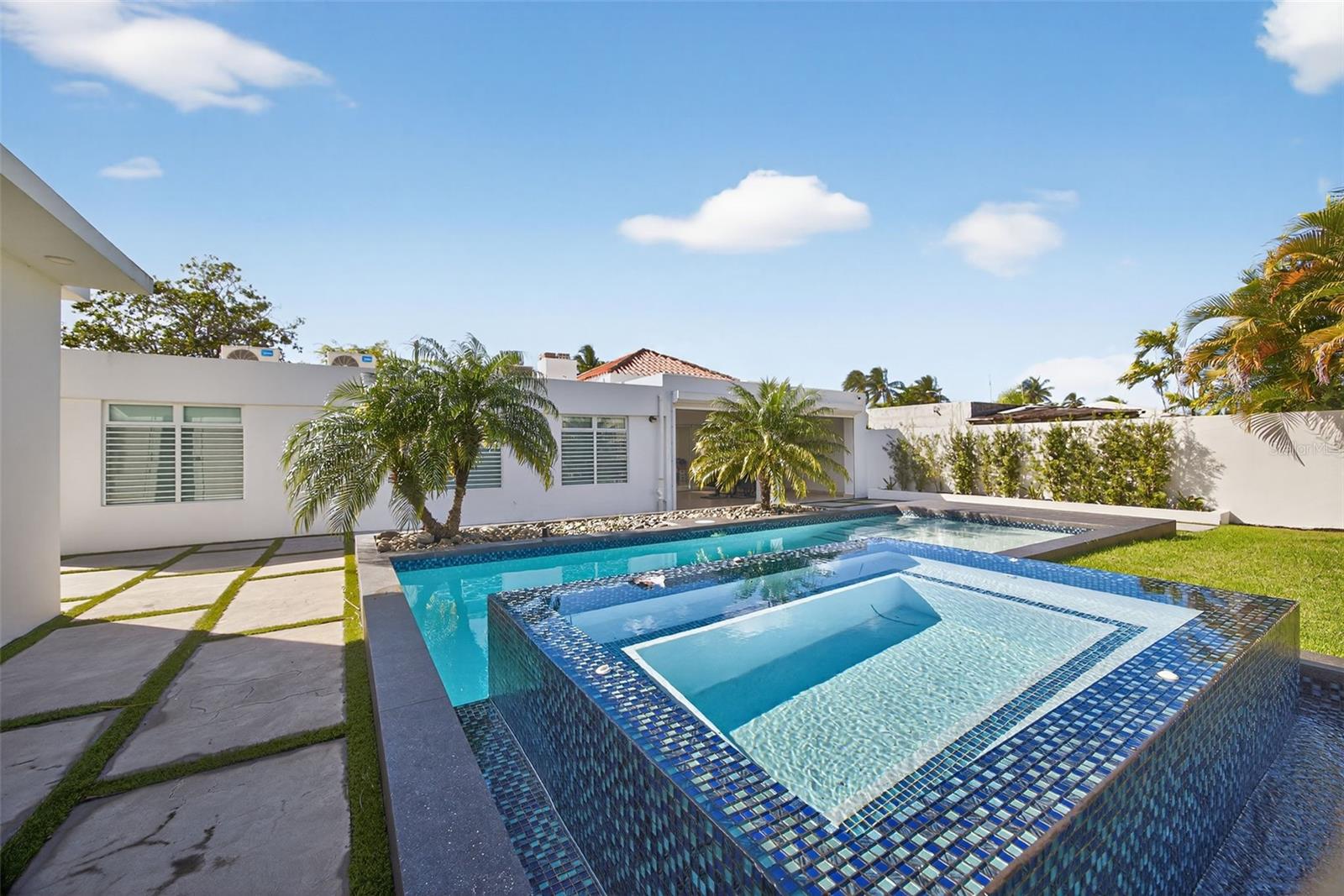 DORADO DEL MAR - Residential