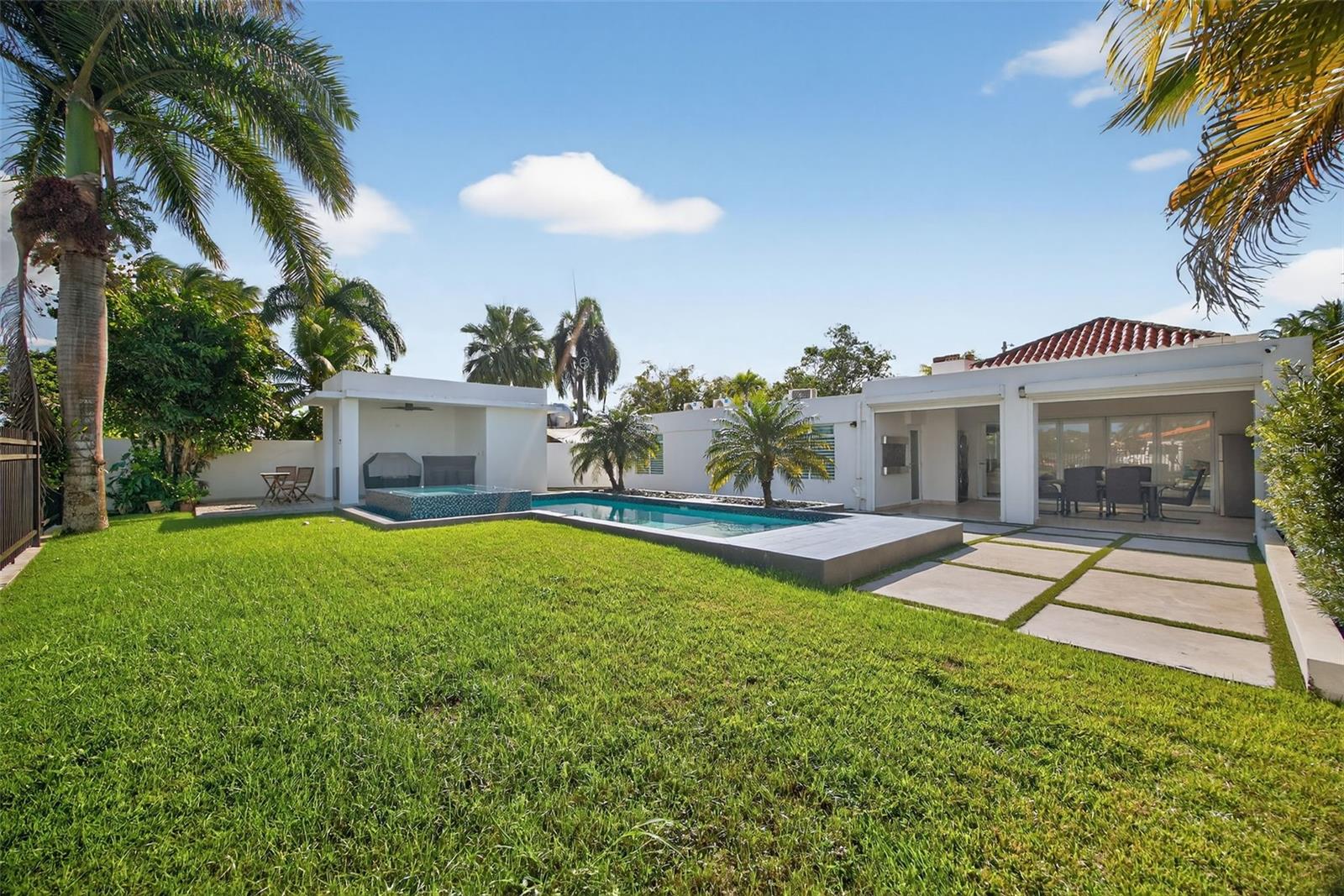 DORADO DEL MAR - Residential