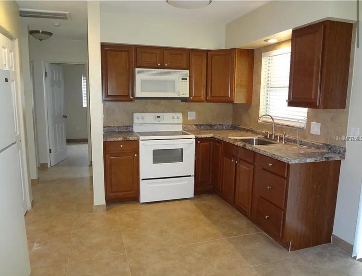 NEW PORT RICHEY - Residential Lease