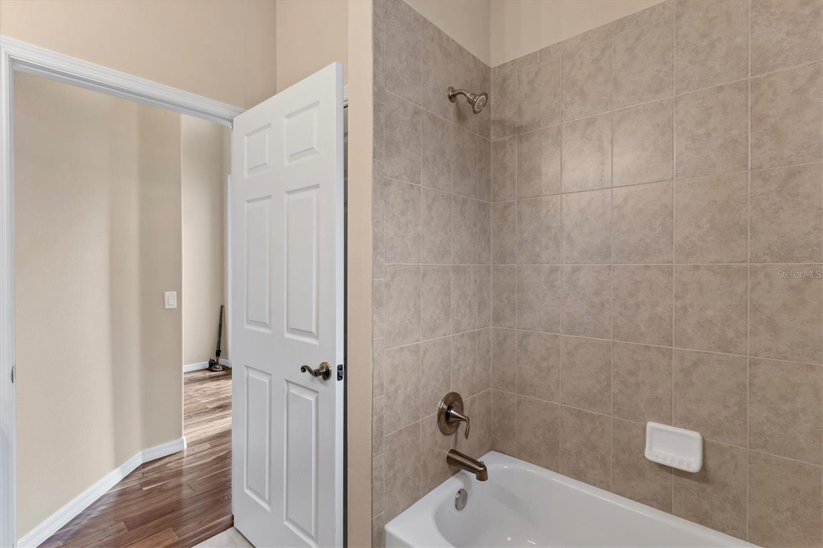 RIVA TRACE - Residential