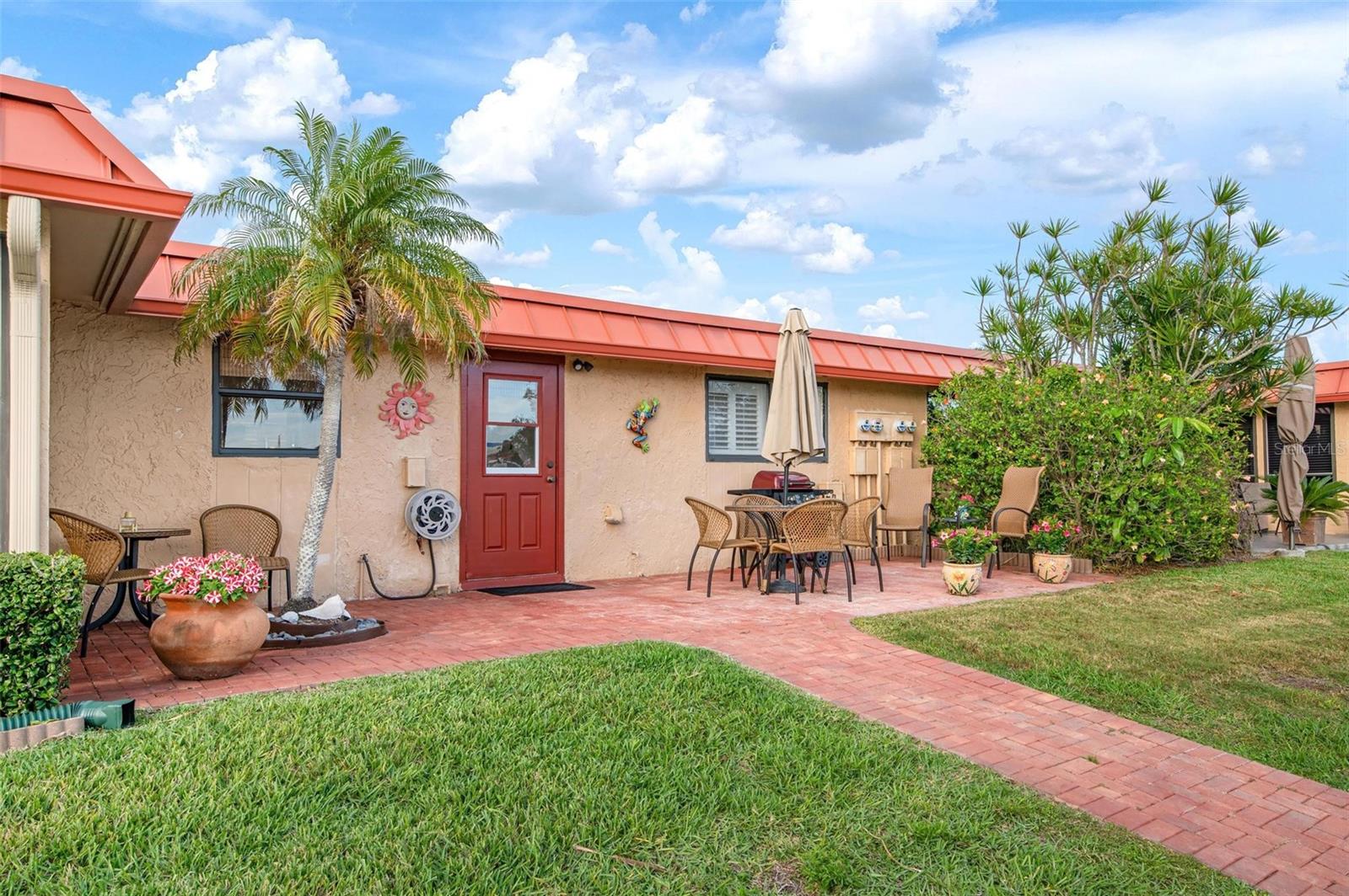 PALMA SOLA HARBOUR SEC 4 - Residential