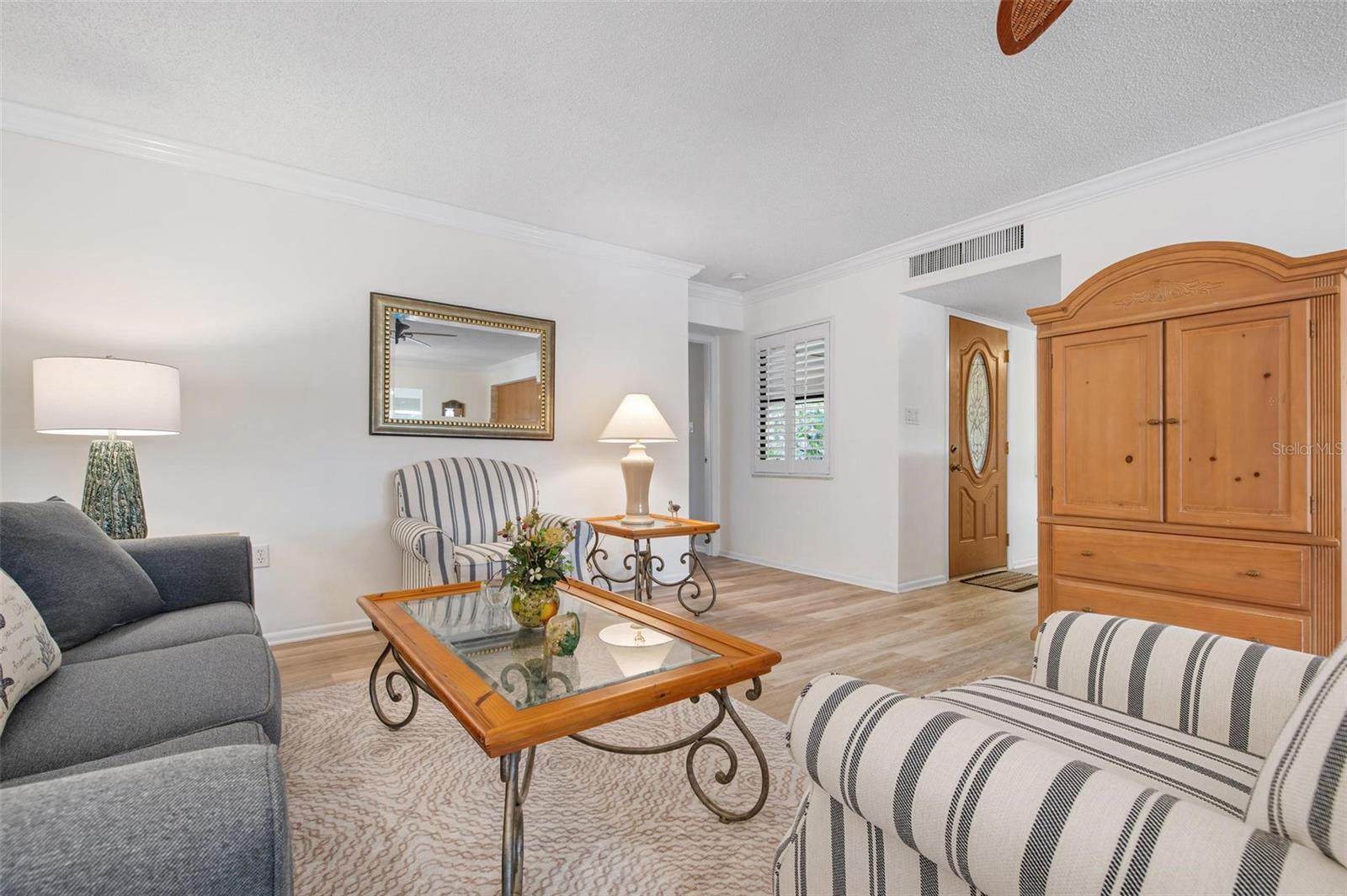 PALMA SOLA HARBOUR SEC 4 - Residential