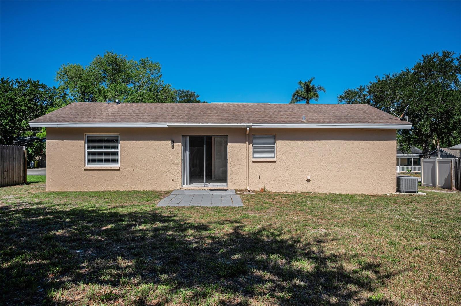HILLTOP GROVES ESTATES - Residential