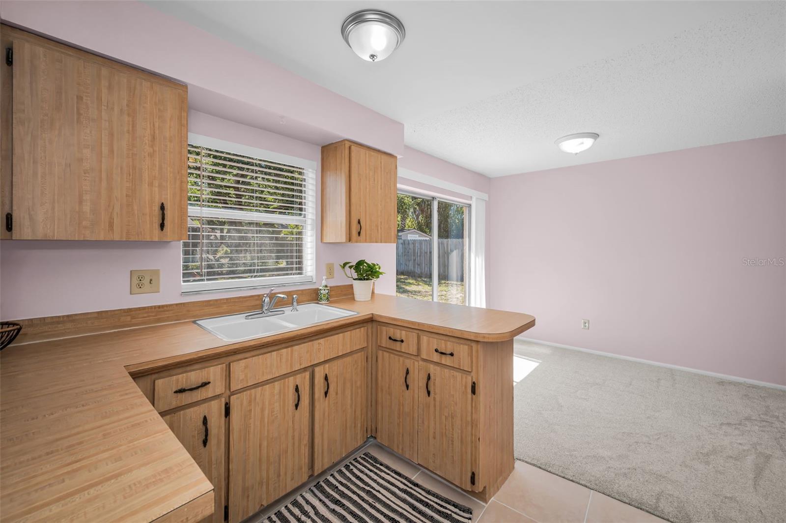 HILLTOP GROVES ESTATES - Residential