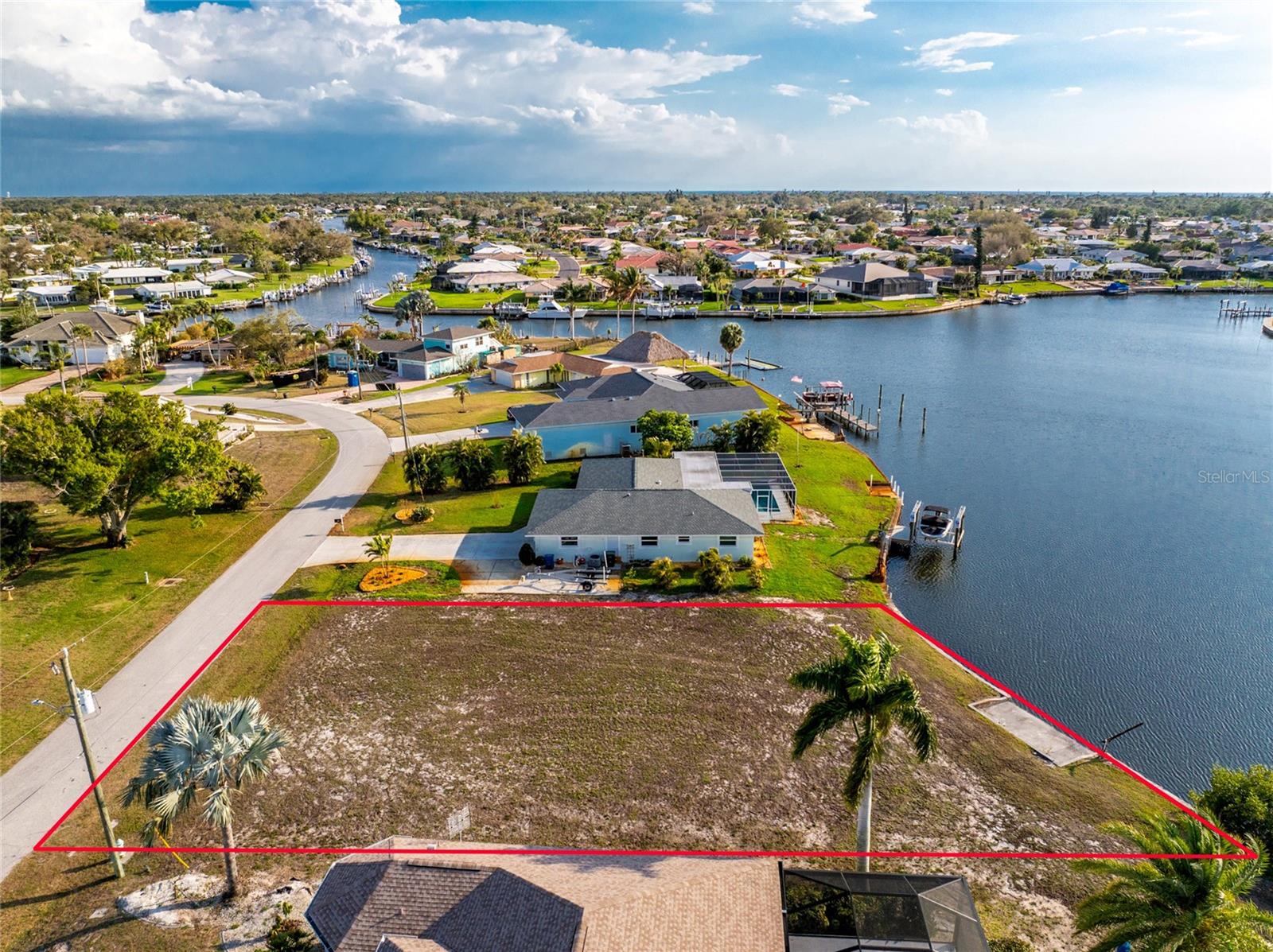 OVERBROOK GARDENS - Land