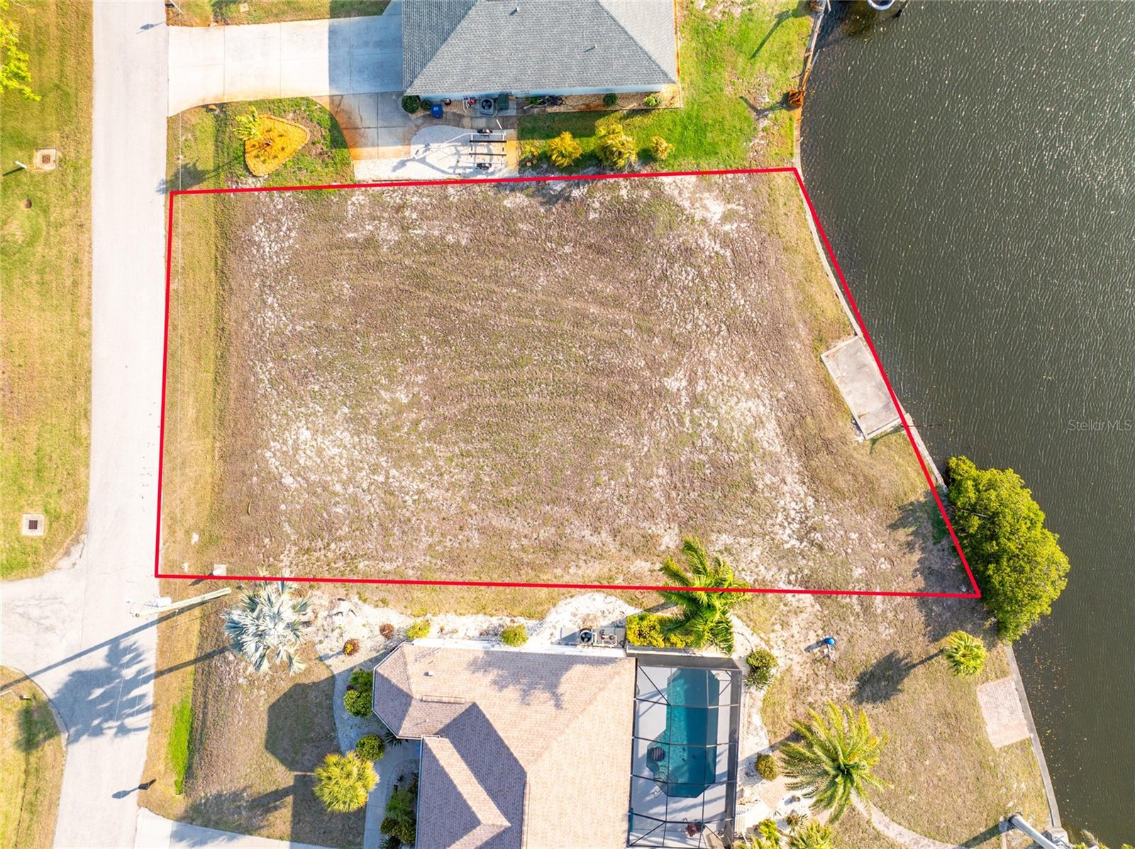 OVERBROOK GARDENS - Land