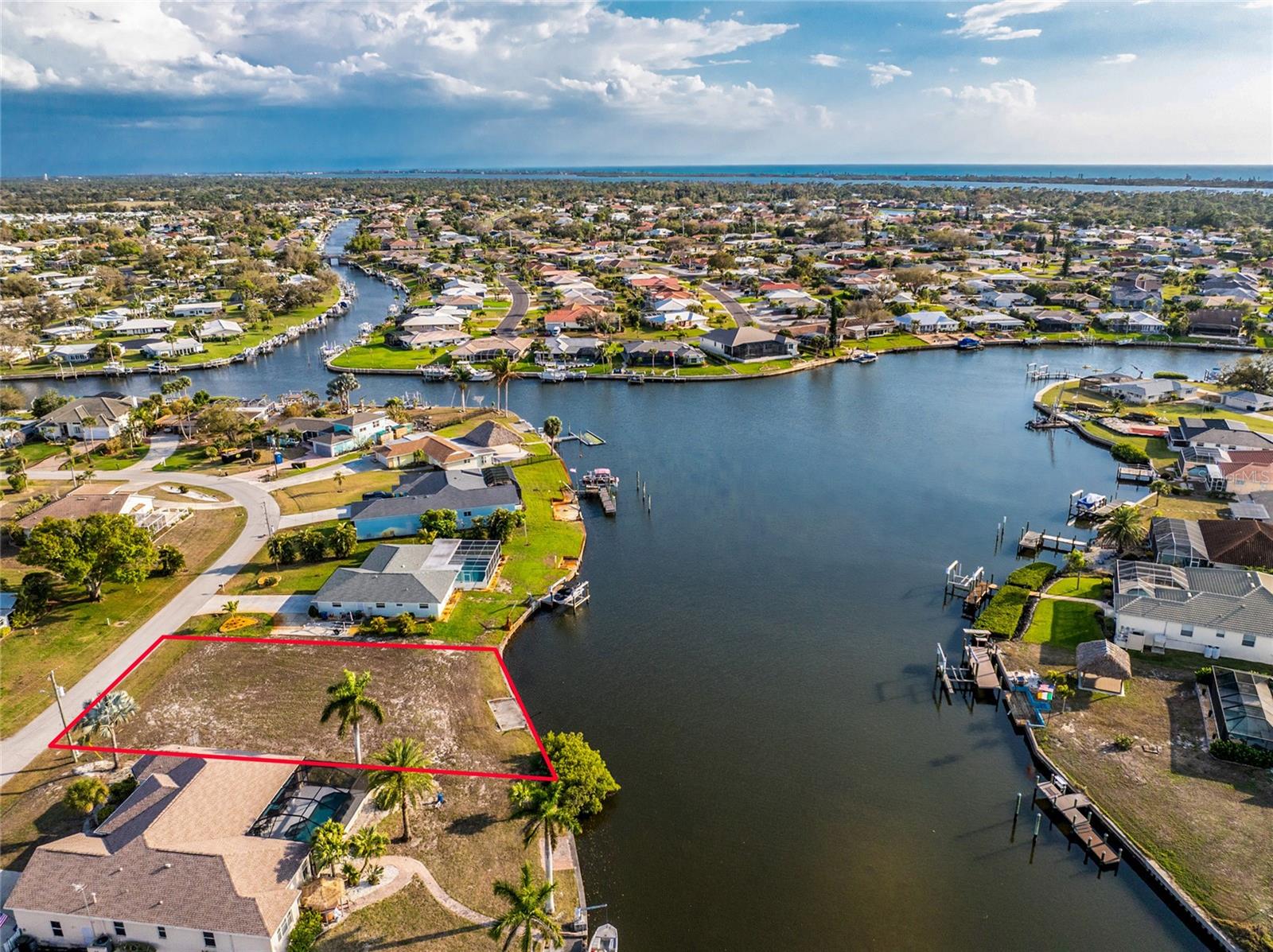 OVERBROOK GARDENS - Land