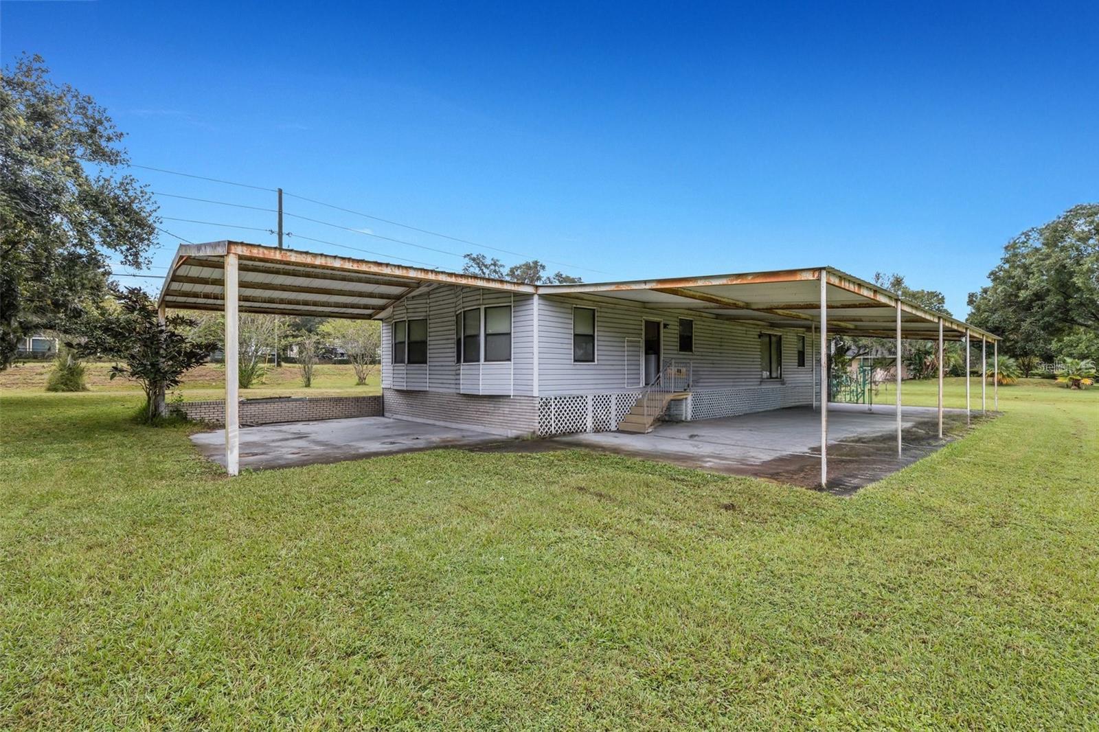 NOT IN A SUB DIVISION - Land