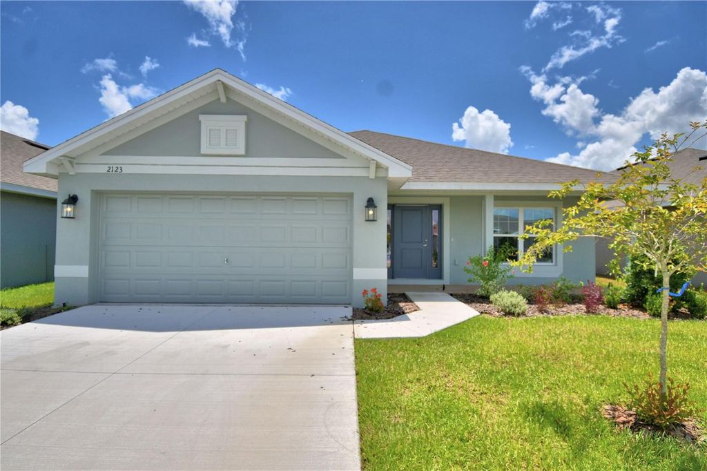Photo of 2123 Cartgate Ln, Winter Haven, FL 33884 (MLS # P4930644)