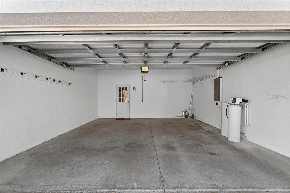 EAGLE GREENS CONDO - Residential