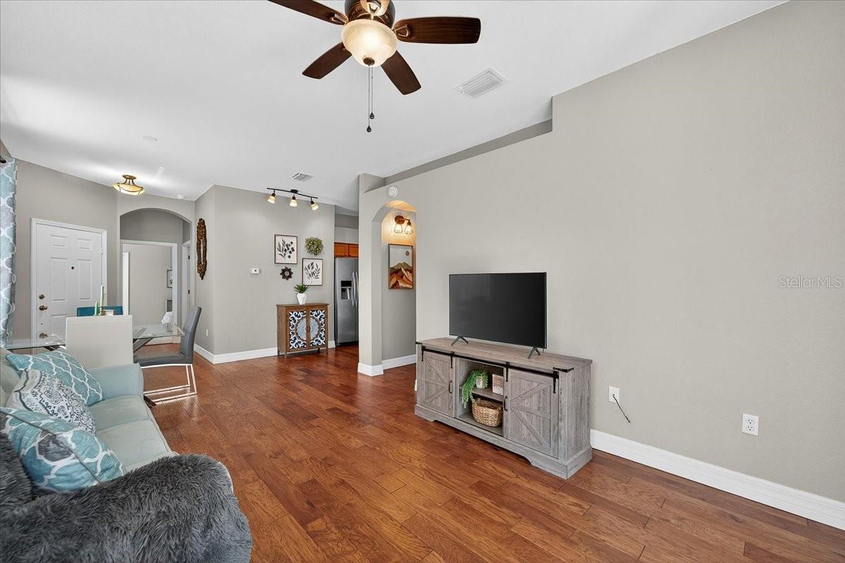 EAGLE GREENS CONDO - Residential