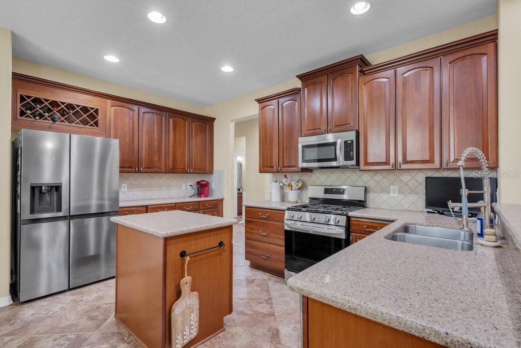 FISHHAWK RANCH TOWNCENTER PH 2B - Residential