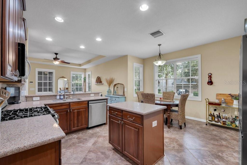 FISHHAWK RANCH TOWNCENTER PH 2B - Residential