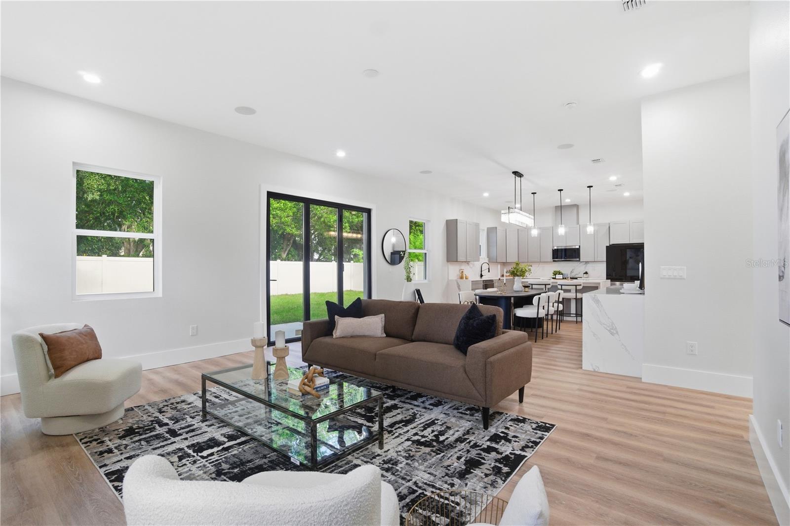 BELLE VIEW PLACE - Residential