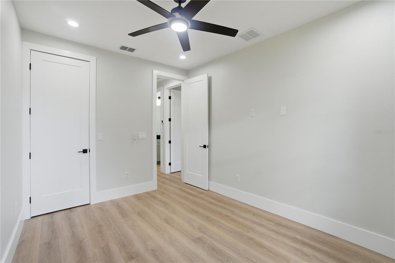 BELLE VIEW PLACE - Residential