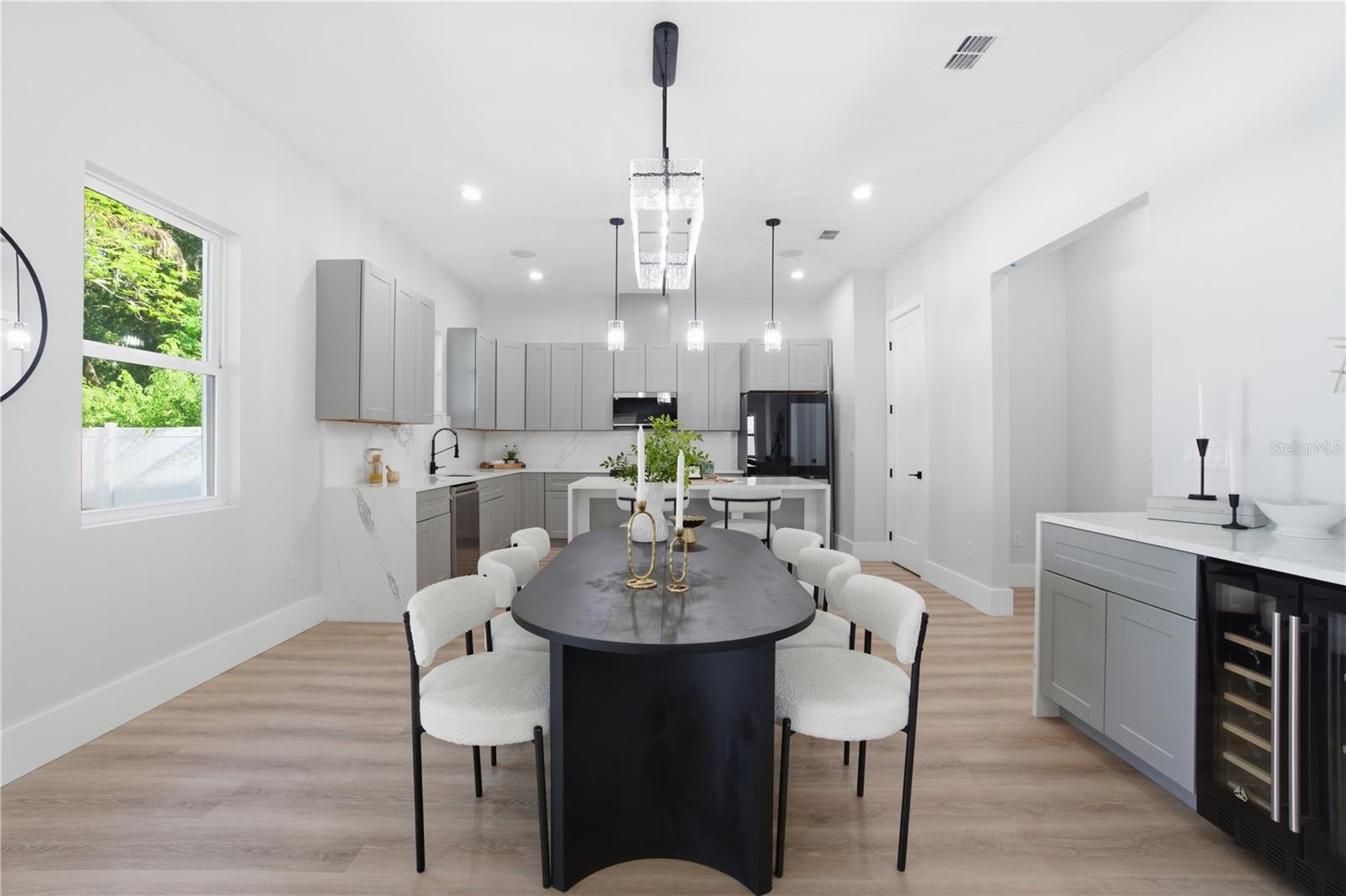 BELLE VIEW PLACE - Residential