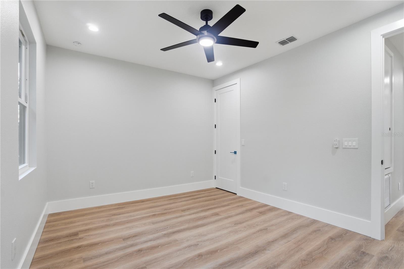 BELLE VIEW PLACE - Residential