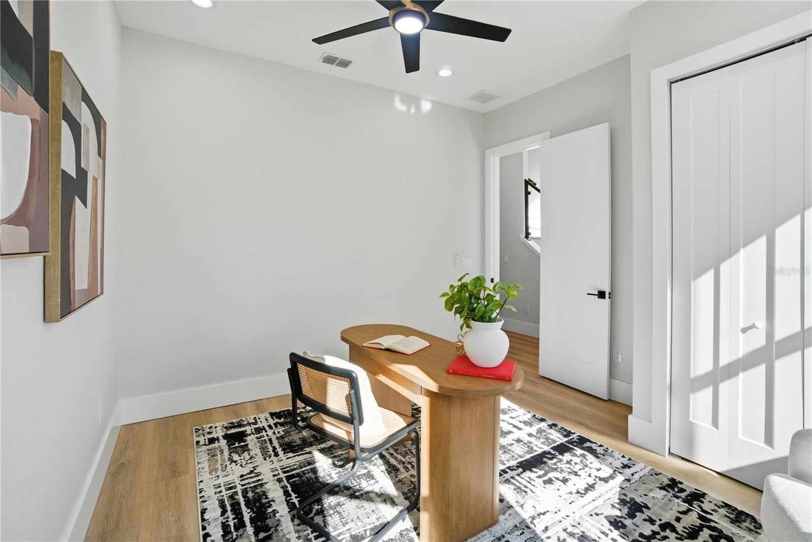 BELLE VIEW PLACE - Residential