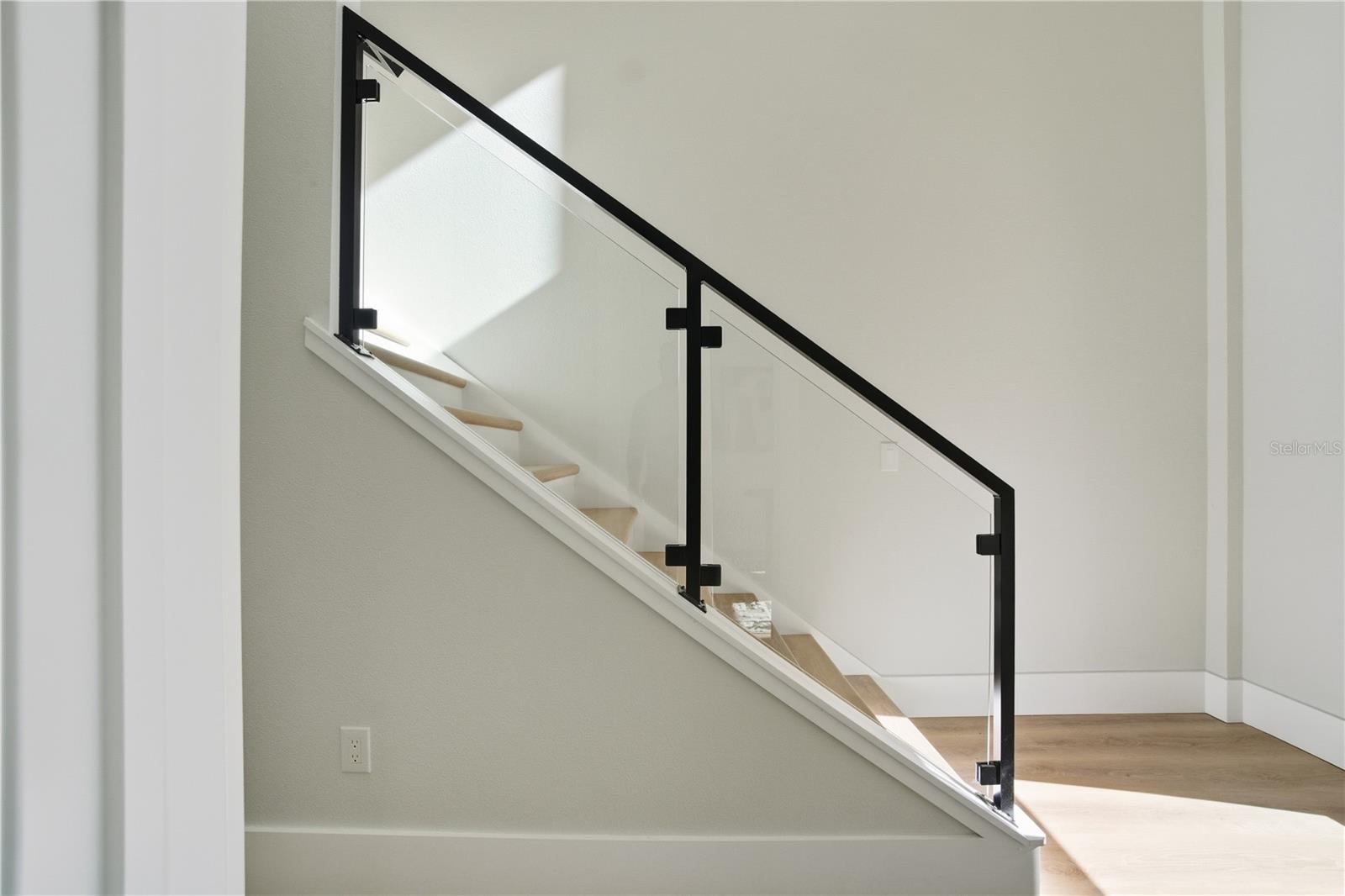 BELLE VIEW PLACE - Residential