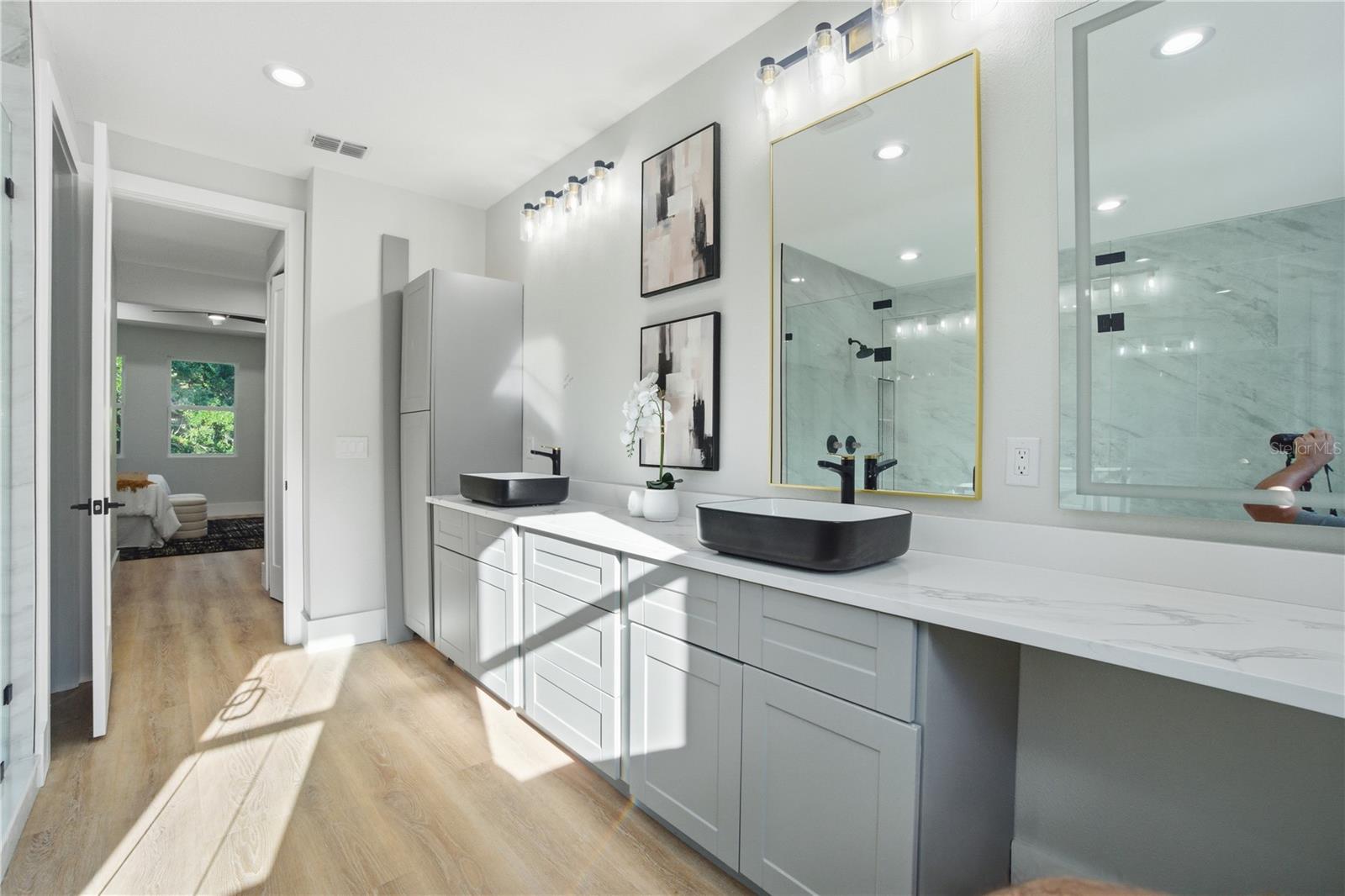 BELLE VIEW PLACE - Residential