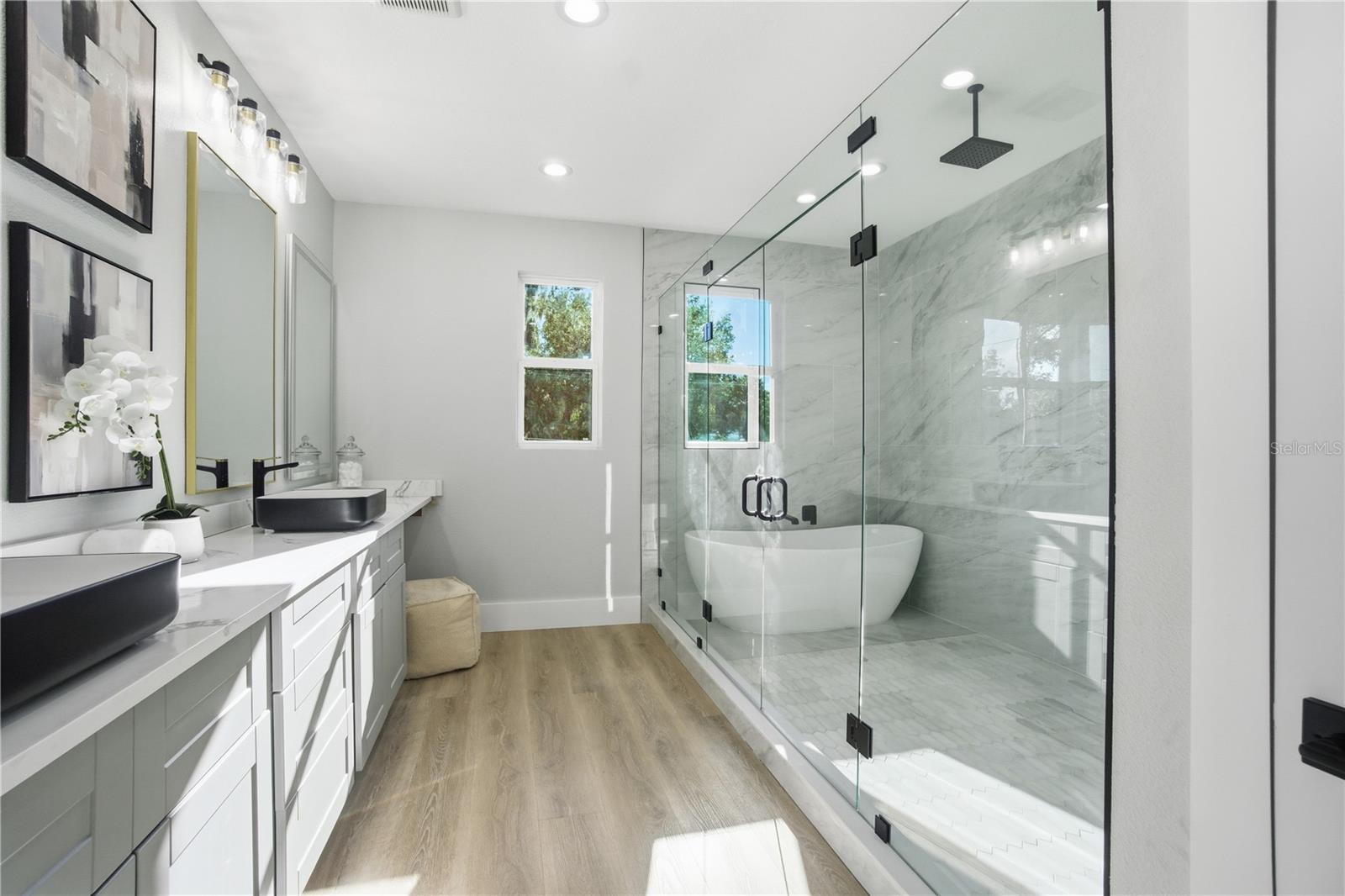 BELLE VIEW PLACE - Residential