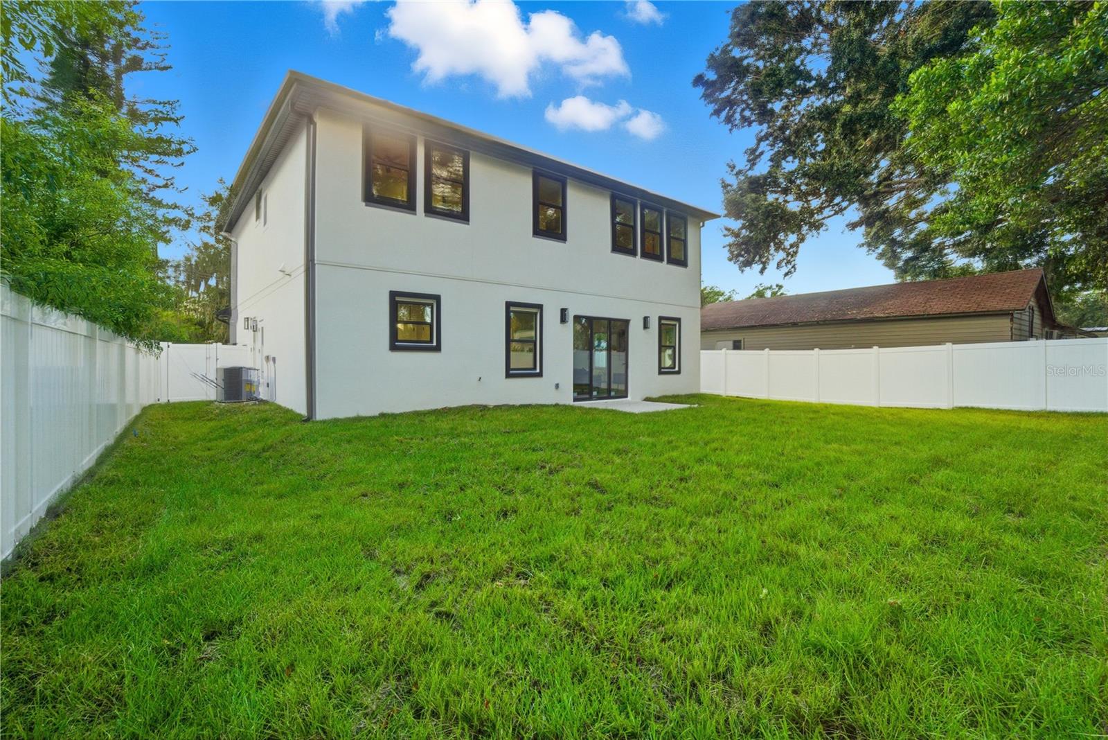 BELLE VIEW PLACE - Residential