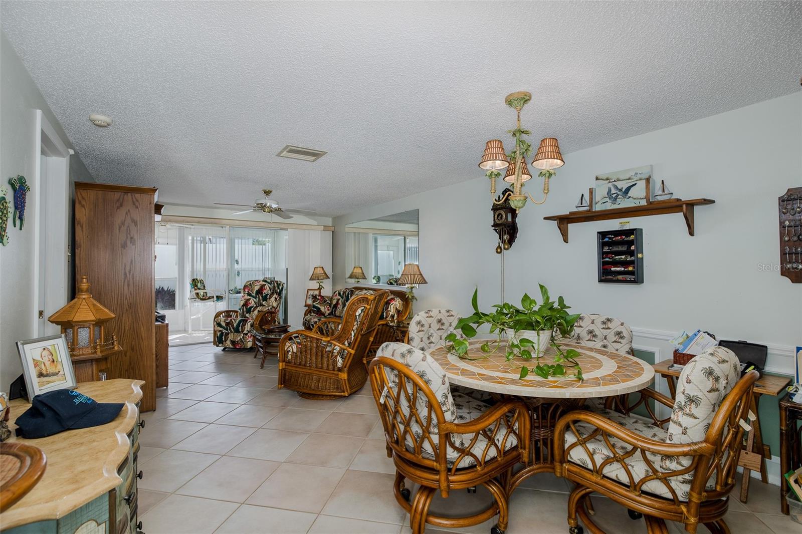 GARDENS OF BEACON SQUARE CONDO - Residential