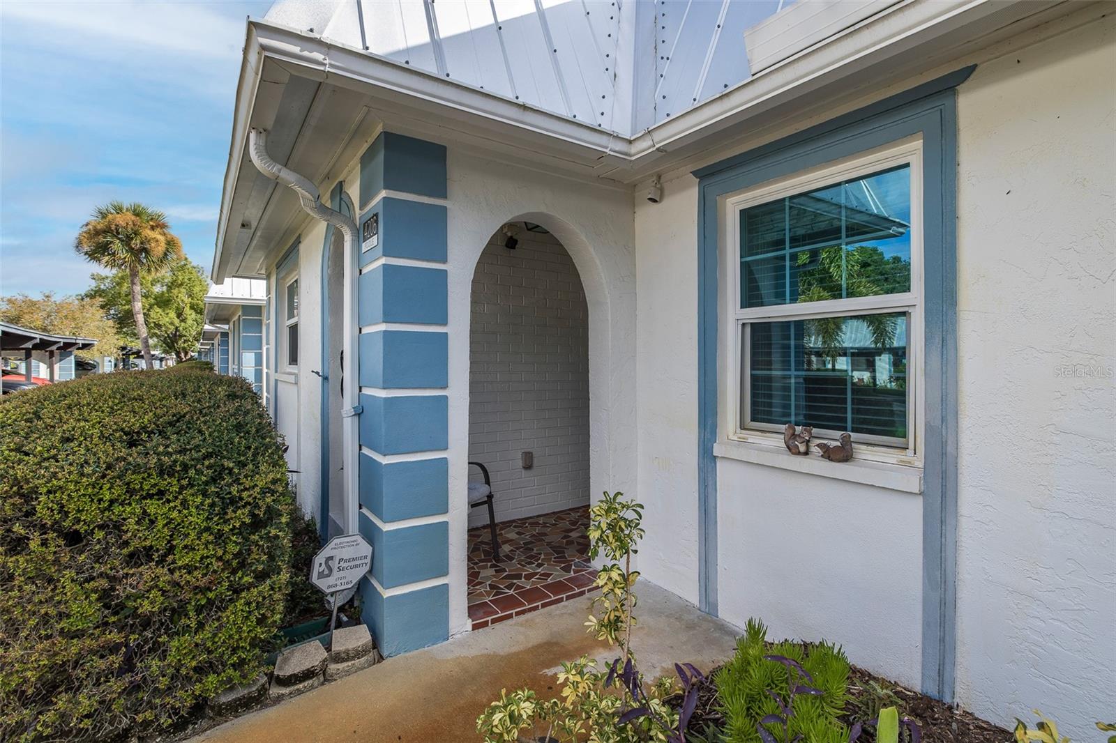 GARDENS OF BEACON SQUARE CONDO - Residential